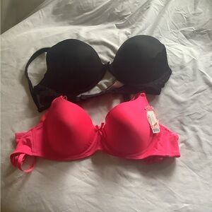 Victoria's Secret Black and Pink Bras Set